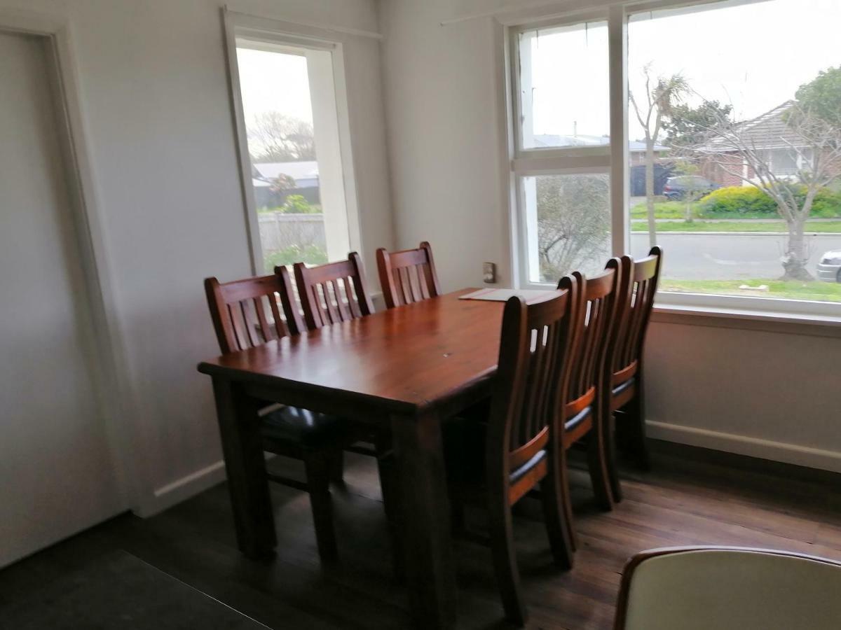 Homestay Family Room, Near The City Center Christchurch Eksteriør billede